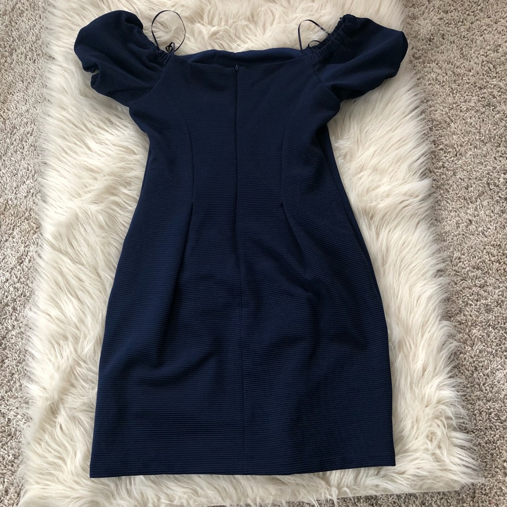 Gorgeous ribbed off the shoulder dress - Picture 6 of 8
